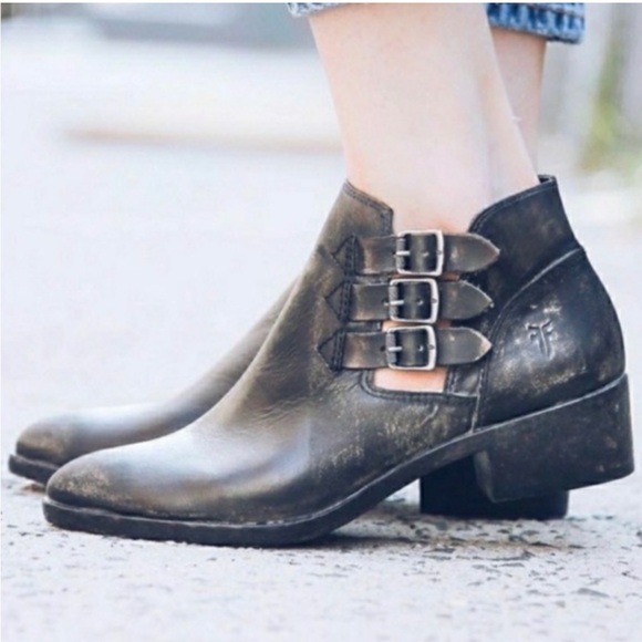 Frye Shoes - FRYE Ray Belted-STO Leather Boots Sz 8 Black Distressed Zipper Buckles Western